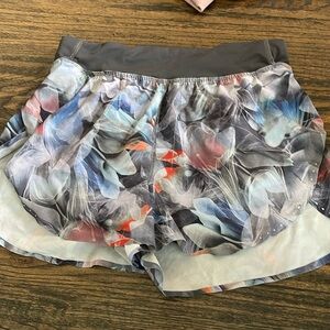 Lululemon speed up shorts. Size 6